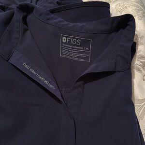 Figs Navy Blue Scrub set XL